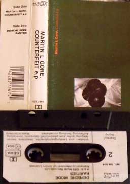 Bild vom Coverinlay und der MC.