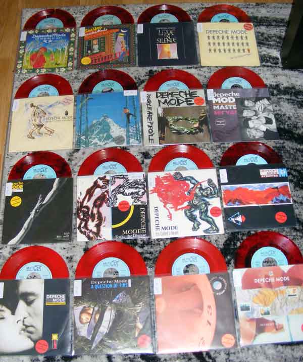 Bild der roten Erstauflagen von Peter Orlowski, DE Bild der roten Erstauflagen von Peter Orlowski, DE