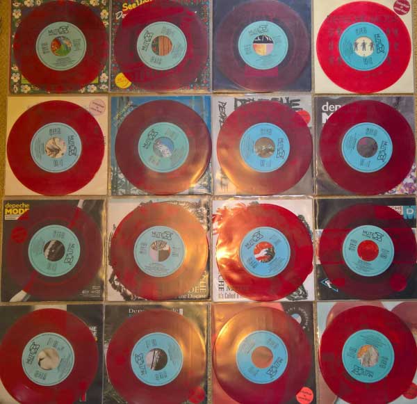 Bild der roten Erstauflagen von Thomas Ohst R Mann, DE Bild der roten Erstauflagen von Thomas Ohst R Mann, DE