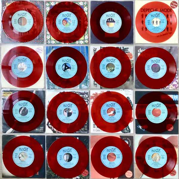 Bild der roten Erstauflagen von Daniel Cassus, Berlin, DE Bild der roten Erstauflagen von Daniel Cassus, Berlin, DE