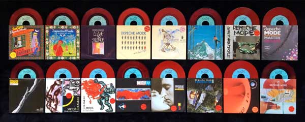 Bild der roten Erstauflagen von Michael Rose, Essex, UK Bild der roten Erstauflagen von Michael Rose, Essex, UK