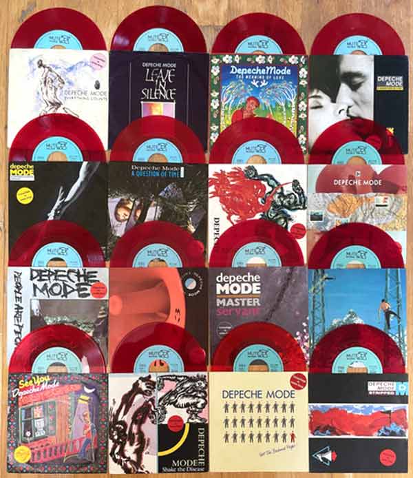 Bild der roten Erstauflagen von Georg Haun, Triesen, FL Bild der roten Erstauflagen von Georg Haun, Triesen, FL